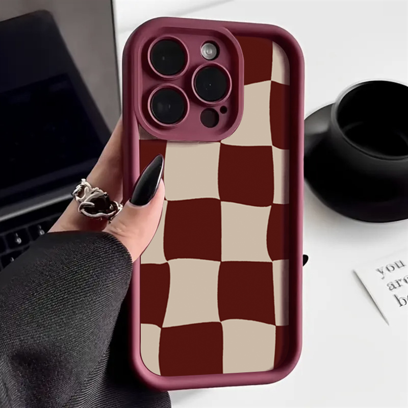 Wine & Beer Quito - Şarap Kırmızısı Deforme Izgara Desenli Telefon
